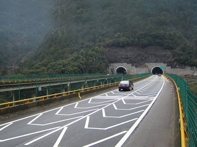 山西柳林县聚财塔至鸦沟公路工程第二标段